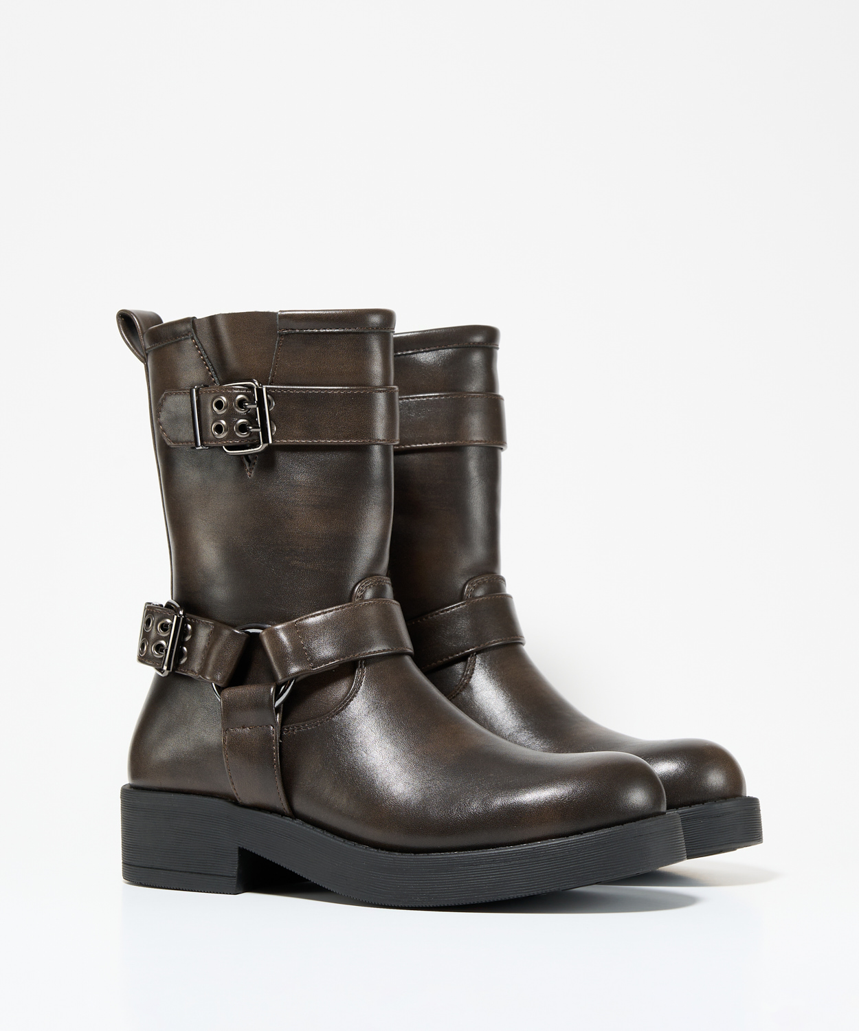 Bota plana biker com fivelas image number null